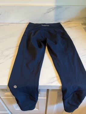 Navy blue high waisted leggings